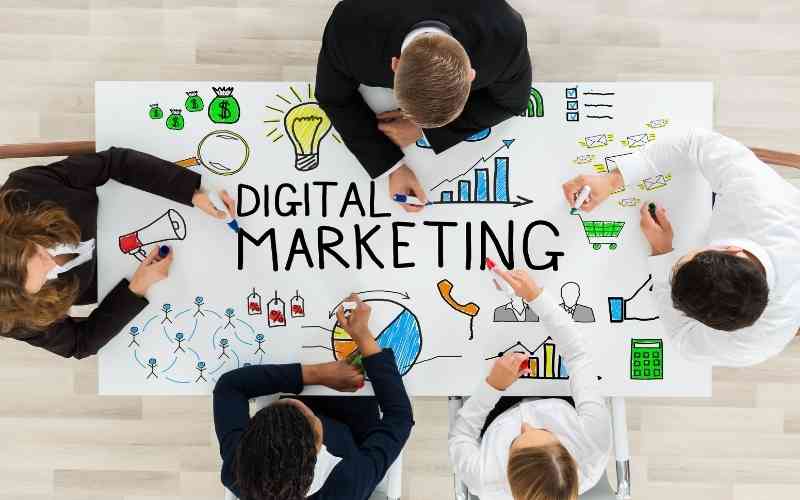 How do I start a career in Digital Marketing in Colombo?